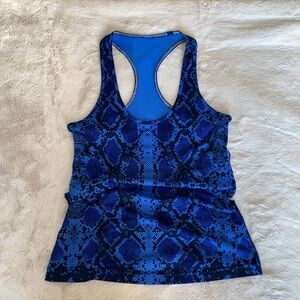 Lulu racerback tank size 6